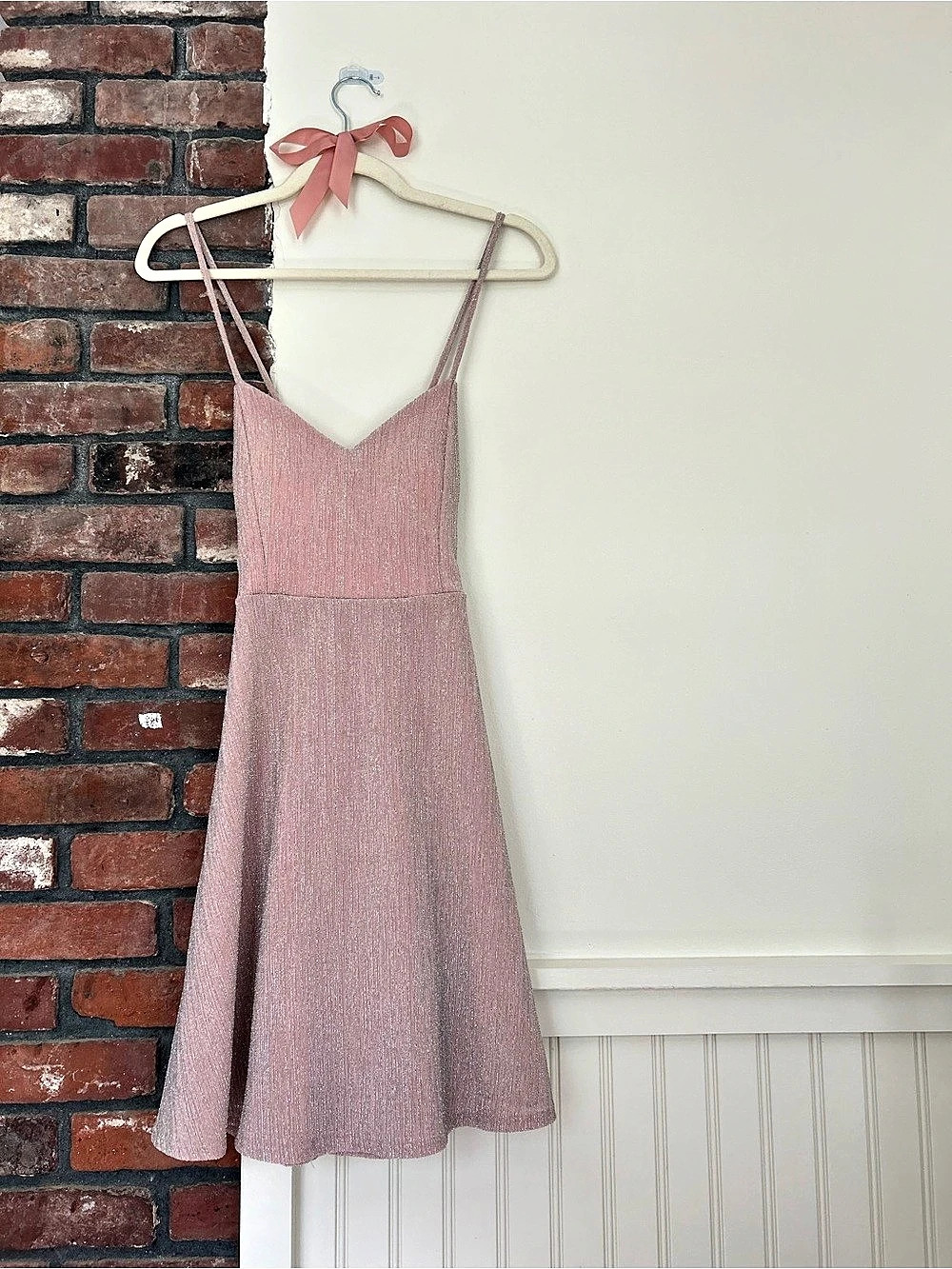 Charlotte Russe Metallic V-Neck Midi Dress Size Medium Like New